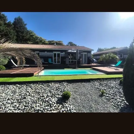 Villa Avec Piscine 17 Couchages