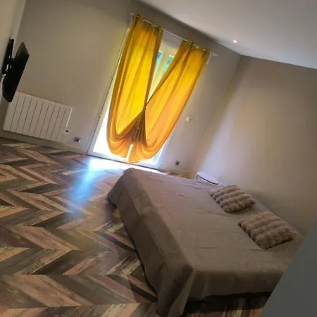 Villa Avec Piscine 17 Couchages *
